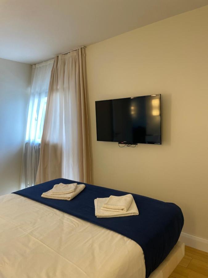 Aparthotel In City Batumi Exterior photo